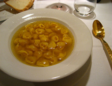 tortellini in brodo, di adactio da Flickr