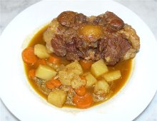 oxtail soup (zuppa di coda di bue)