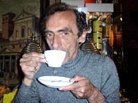 martino beve un caffè al sant'eustachio a roma