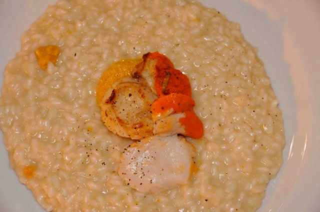 risotto all'arancia e capesante