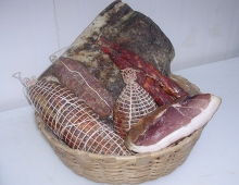 cesto di salumi