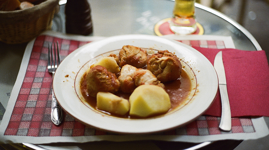 piedini di capretto e agnello in umido