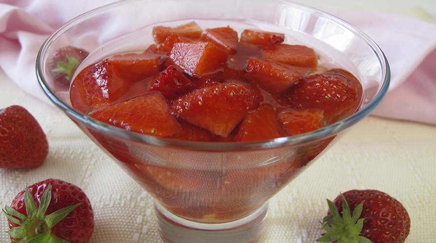 ricetta-fragole-al-vino