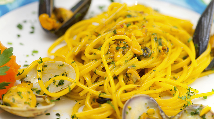 speghetti-alle-cozze-con-zafferano