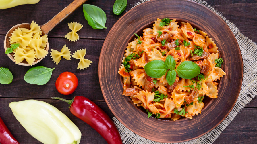 Farfalle in crema di peperoni