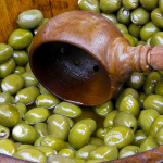 pate-di-olive-verdi-e-peperone