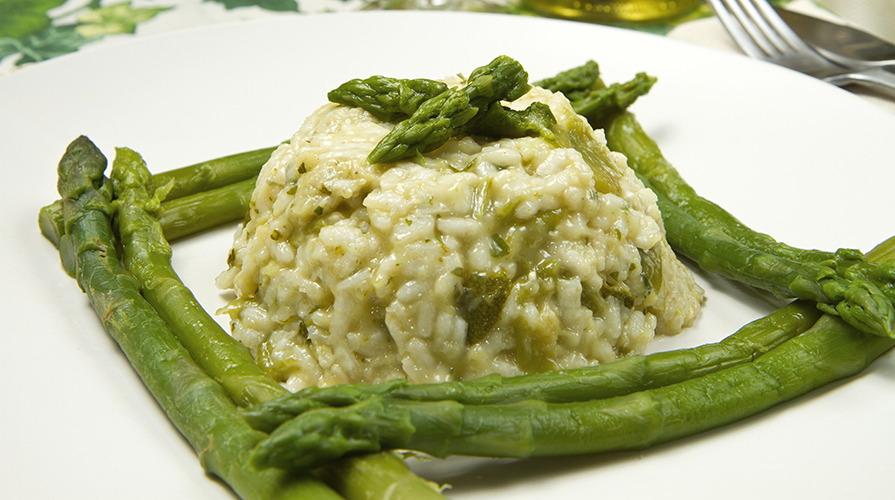 sformatini-di-riso-avanzato-con-punte-di-asparagi