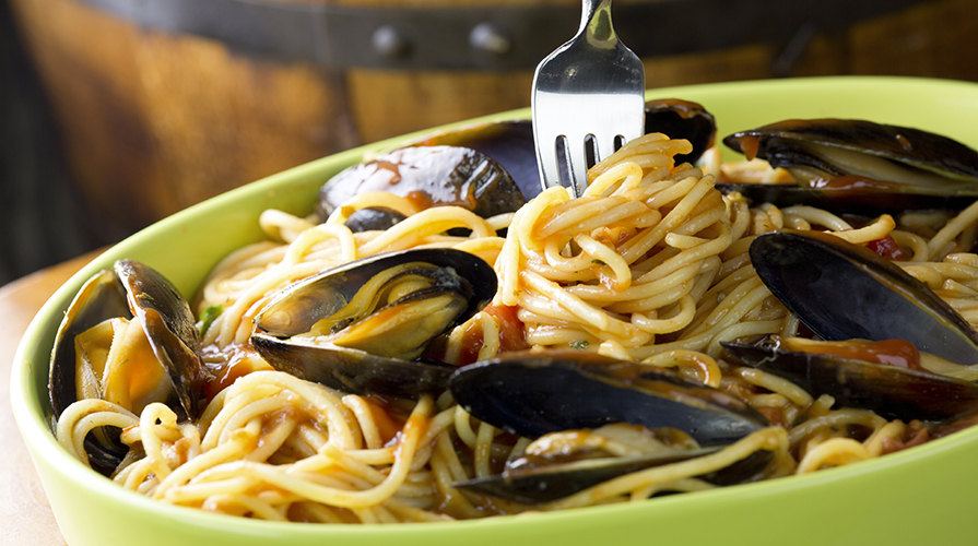 Ricetta Spaghetti con cozze e melanzane - Giornale del cibo