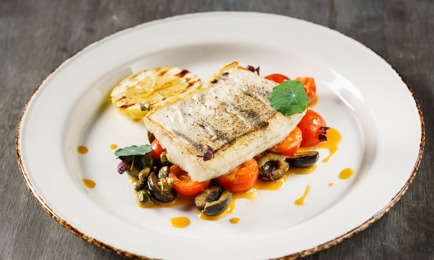 ombrina con pomodorini e olive