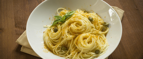 spaghetti-con-bottarga-profumati-al-rosmarino