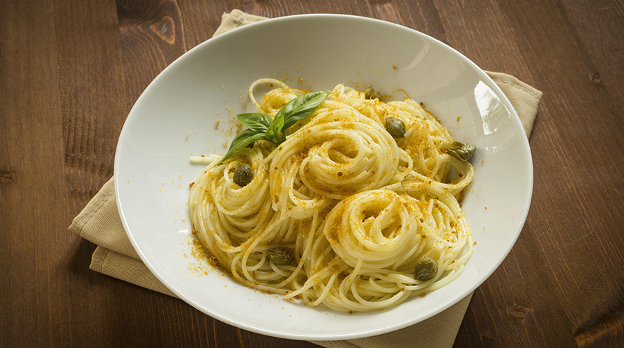 spaghetti-con-bottarga-profumati-al-rosmarino