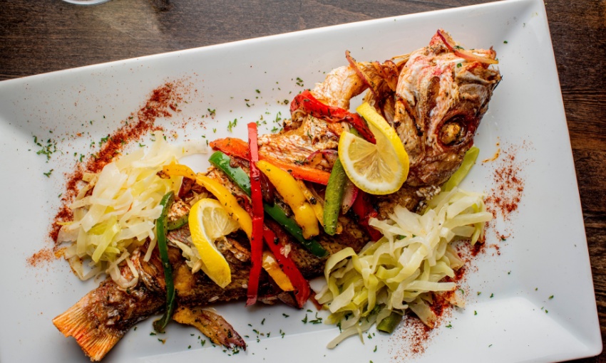 pesce al forno con verdure
