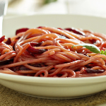 spaghetti-con-bietoline-e-pomodorini