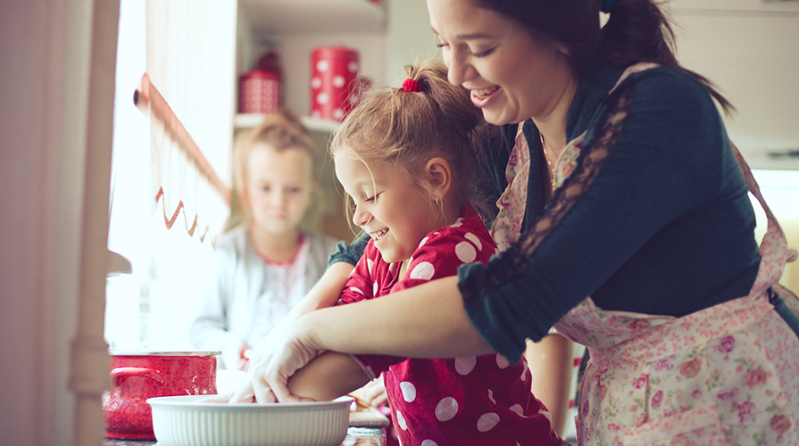 Cucinare Con I Bambini 3 Ricette Per Stimolare La Loro Curiosita