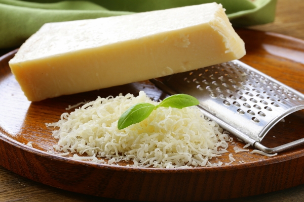parmesan falso made in italy
