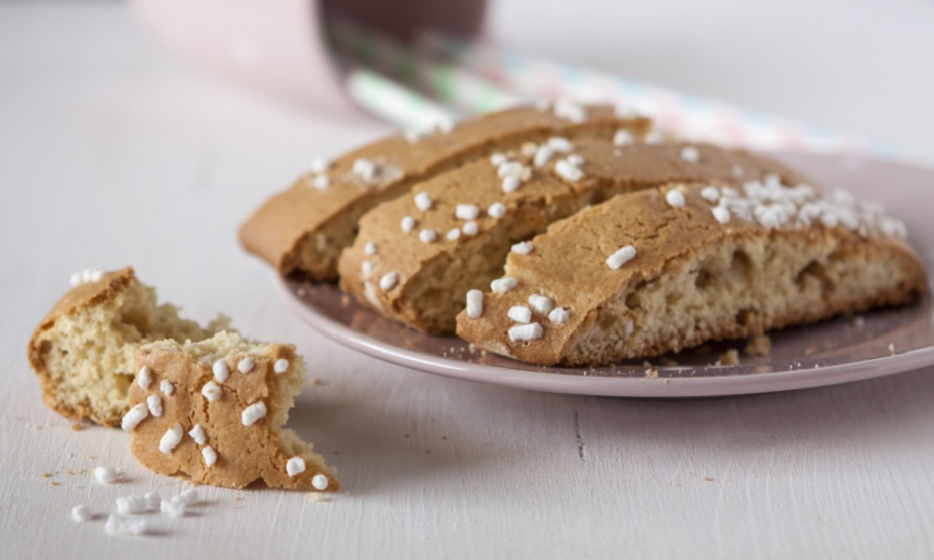 dolce di Pasqua emiliano