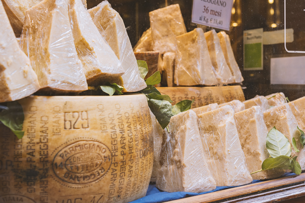 parmigiano reggiano caratteristiche