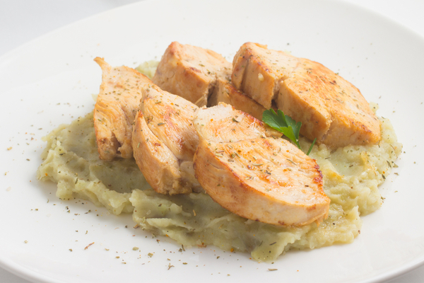 Purè di cavolfiore con petto di pollo