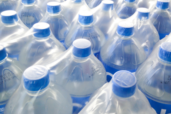 acqua in bottiglie