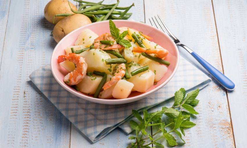 insalata di patate e gamberetti
