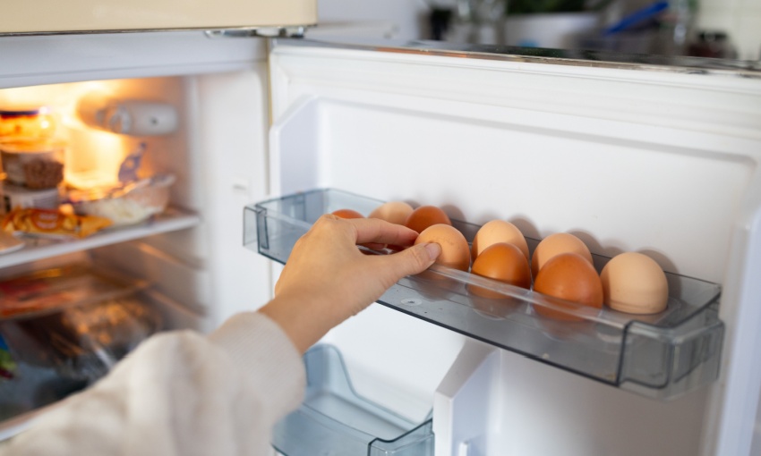 uova in frigorifero