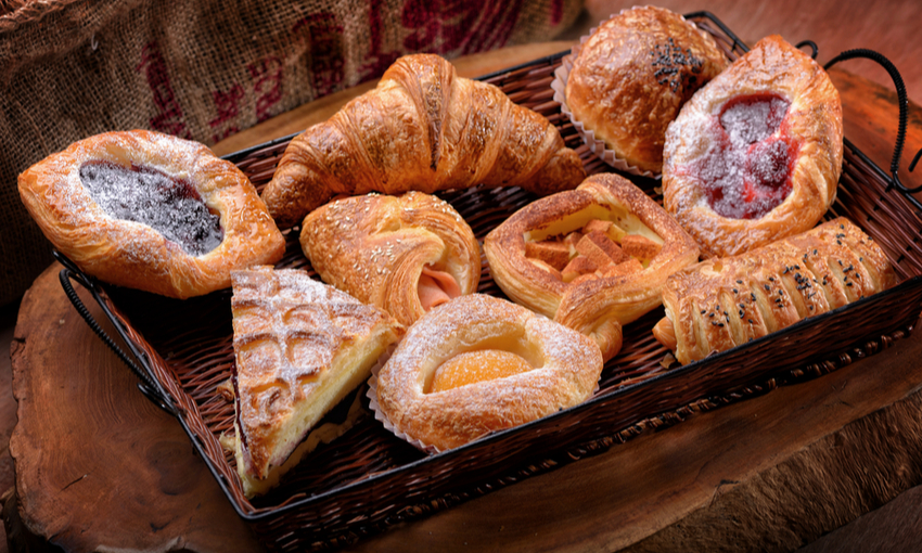 CORNETTI BRIOCHE DA COLAZIONE dolce impasto facile e collaudato