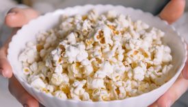 i pop-corn fanno ingrassare