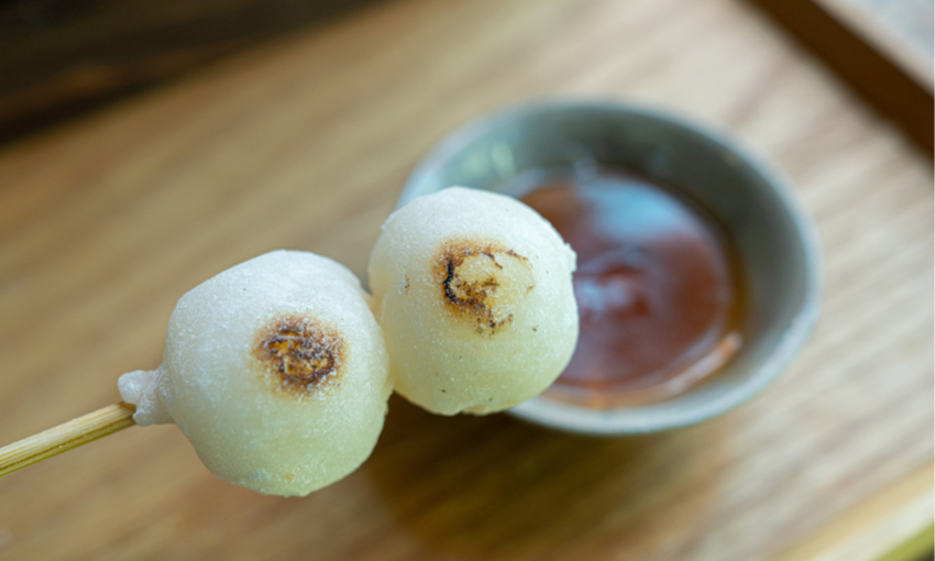 Mitarashi Dango: la ricetta originale giapponese per fare le