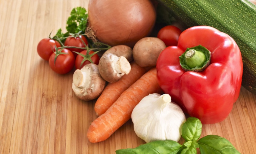 verdure autunnali su tagliere