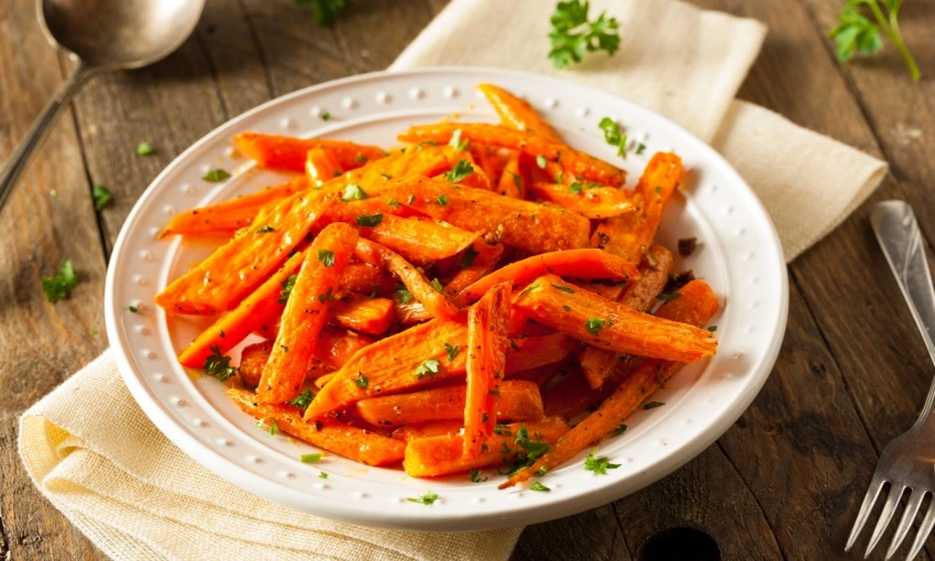 Stick di carote cotte in friggitrice ad aria
