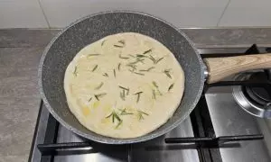 focaccia in padella da cuocere