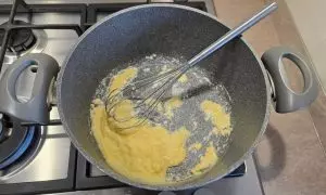 Composto di burro fuso e farina