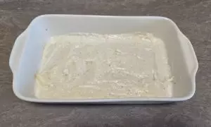 Besciamella sul fondo della pirofila