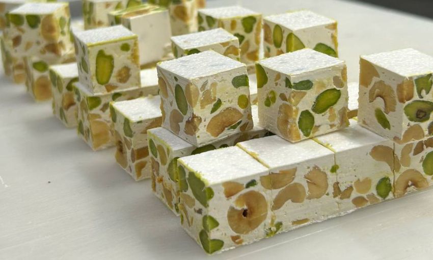Il torrone di miele di Nicoletta Nocerino