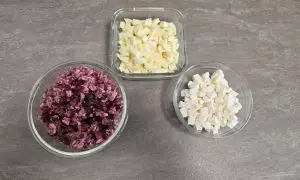 salumi e formaggi tagliati a cubetti