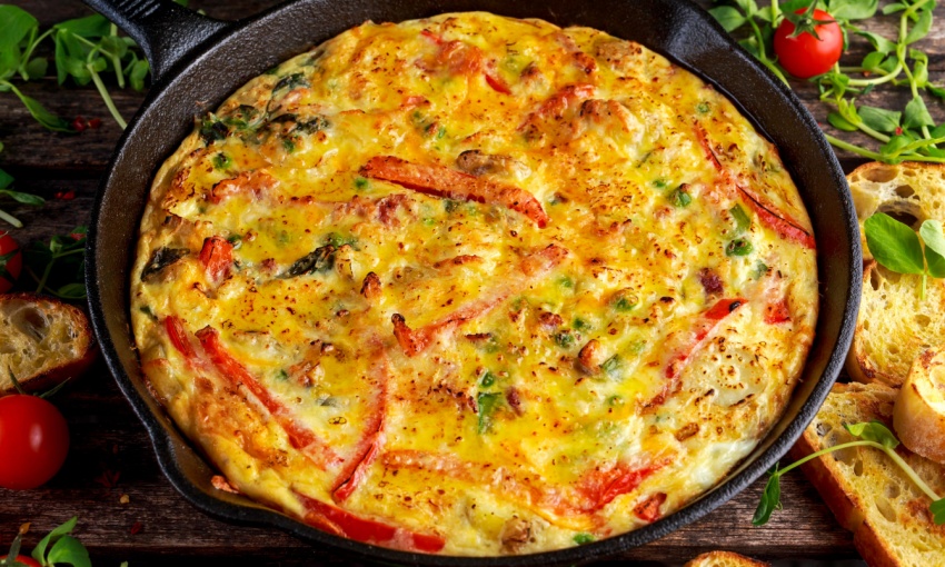 frittata con peperoni e altri ortaggi