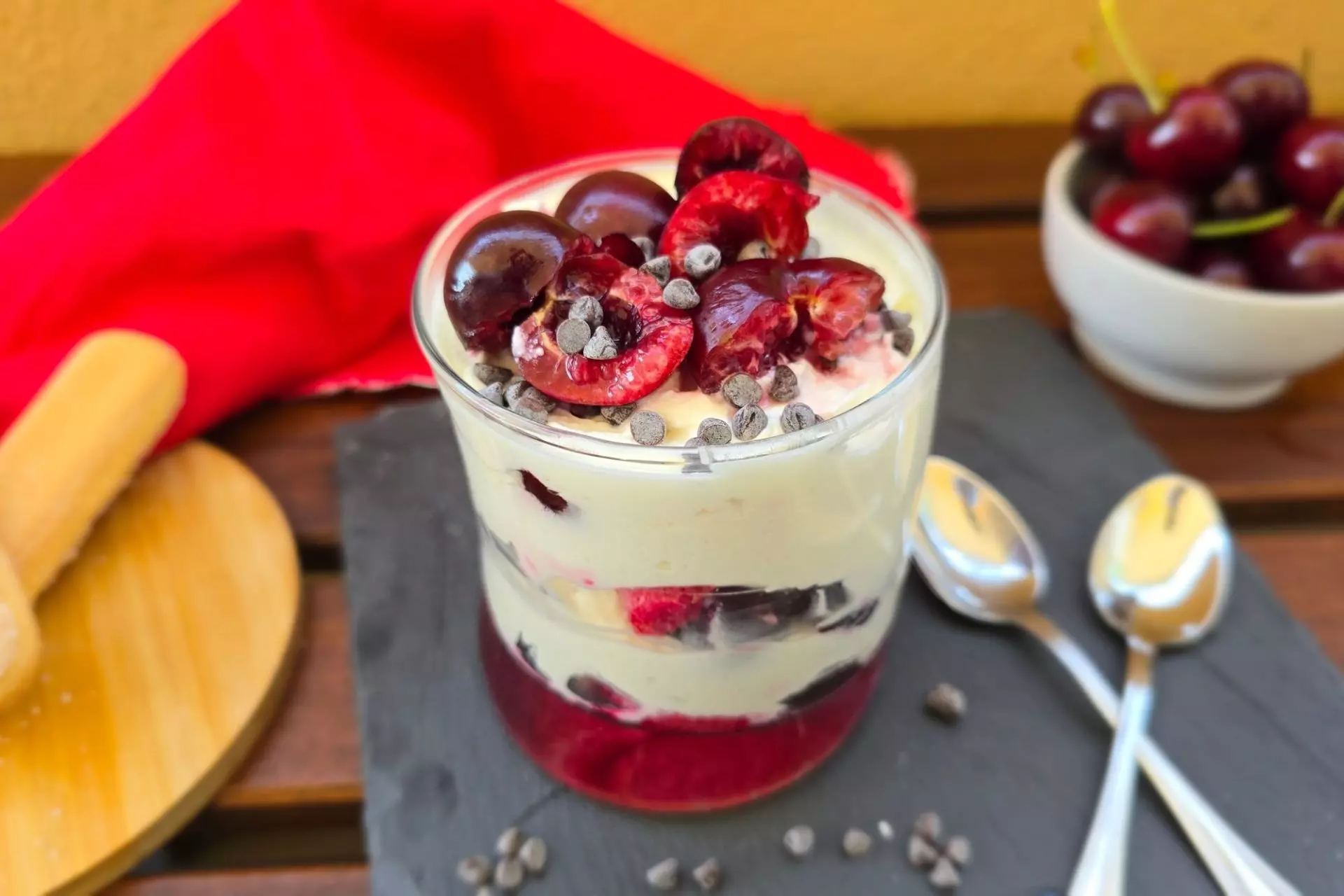 Tiramisù alle ciliegie