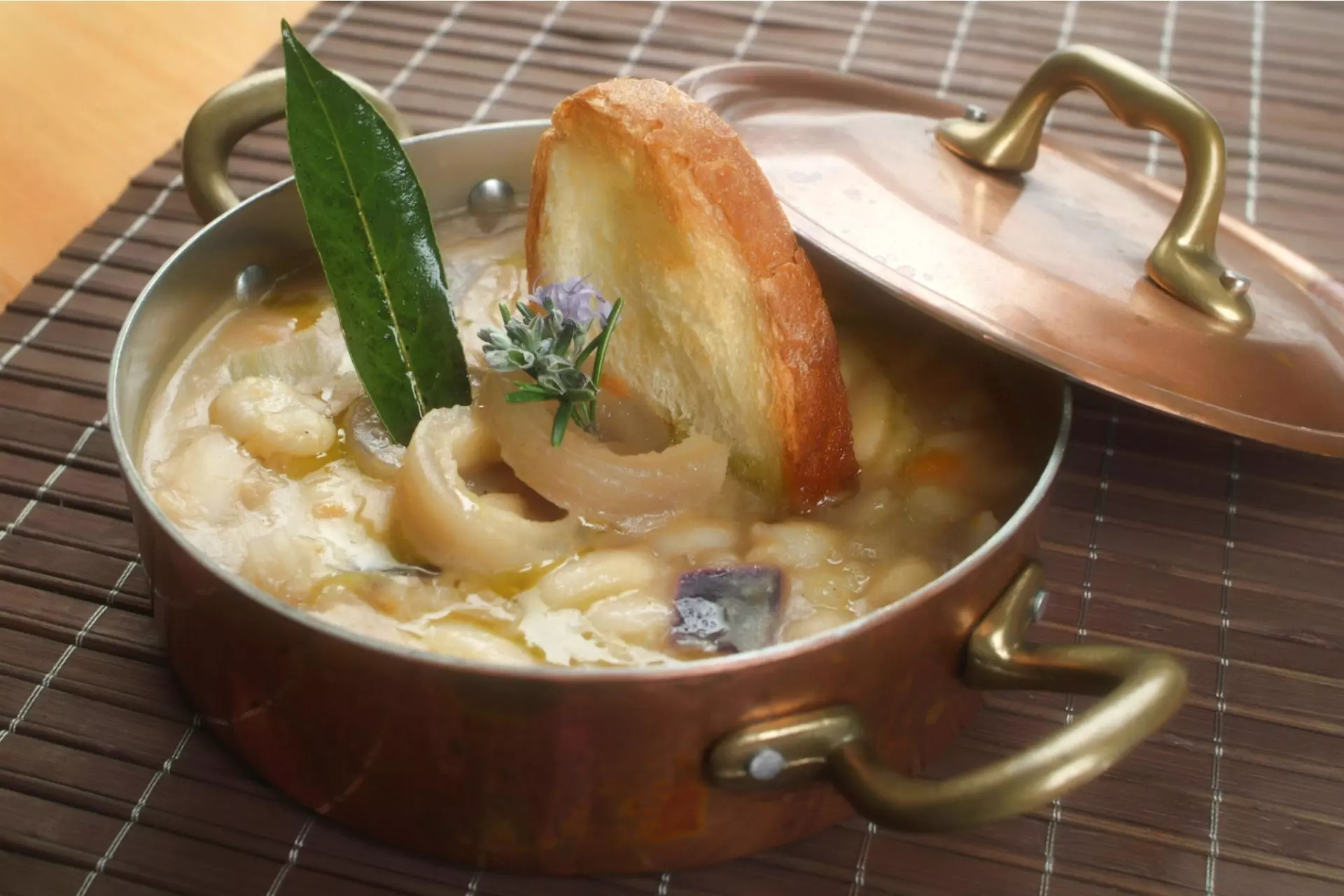 fagioli di sorana in zuppa toscana
