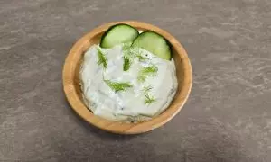 salsa tzatziki