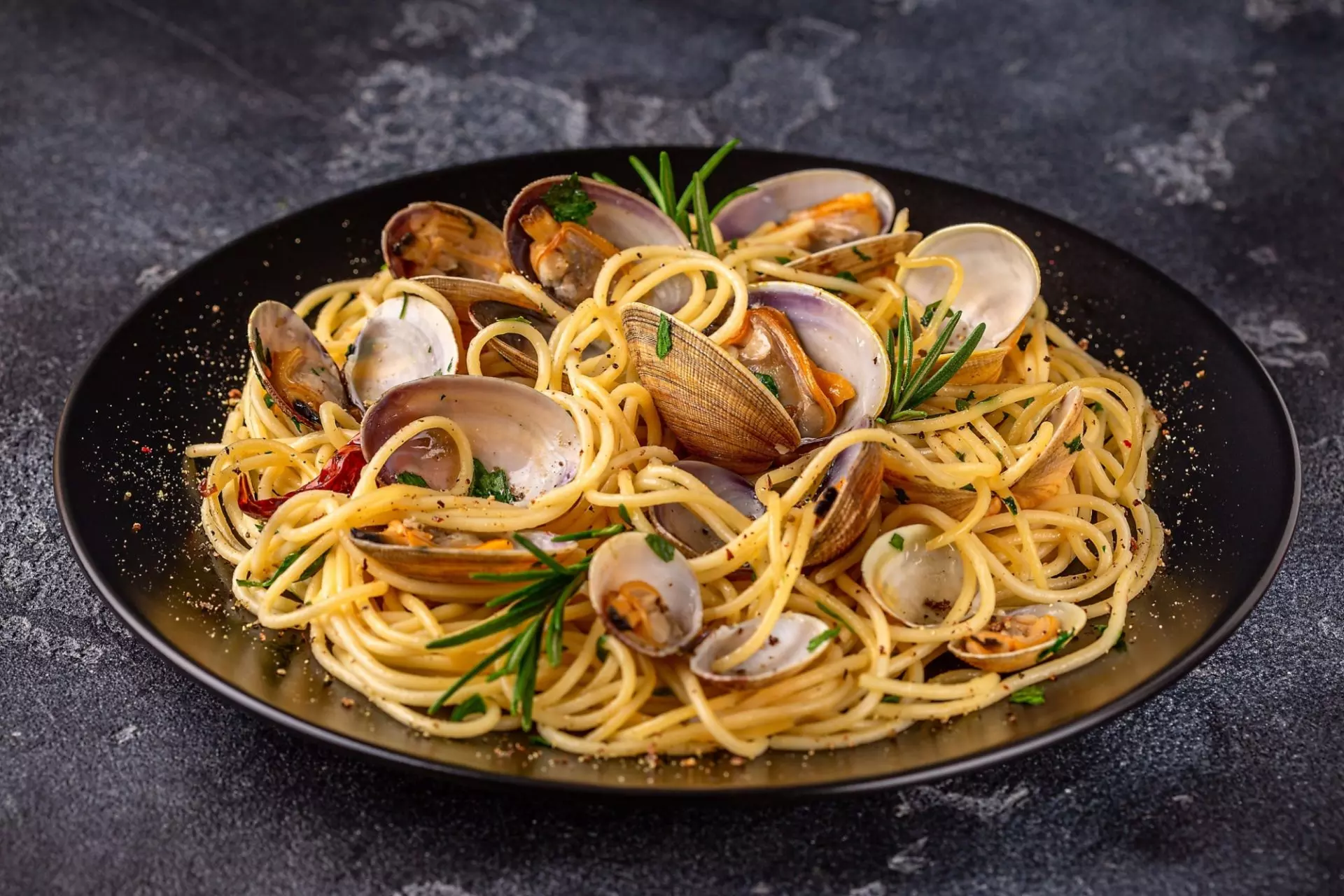 spaghetti con le vongole