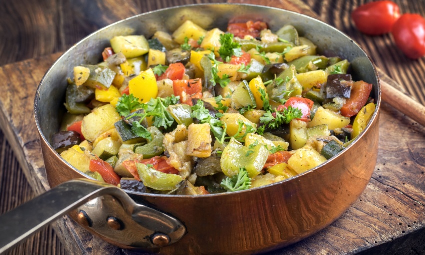 ratatouille in padella in rame