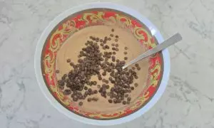 impasto omogeneo con gocce di cioccolato