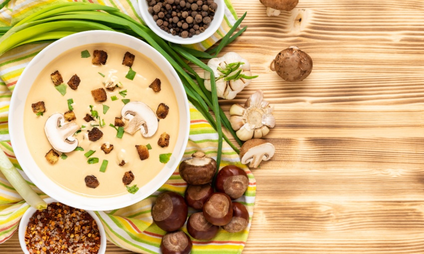 zuppa castagne e funghi