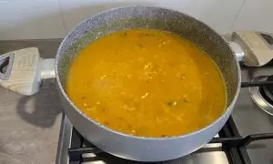 crema di zucca aggiunta al risotto