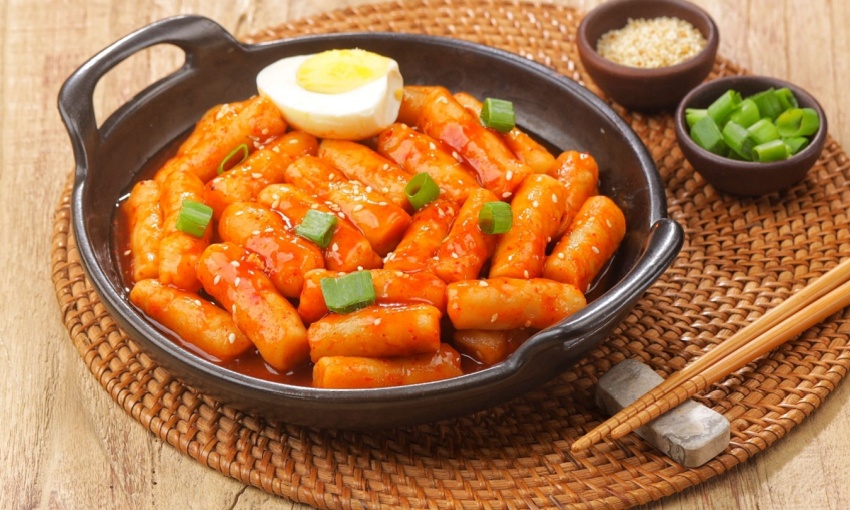 tteokbokki con uovo