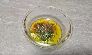 pinzimonio per marinare la carne