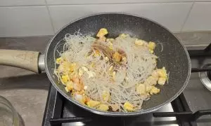 tutti gli ingredienti in padella