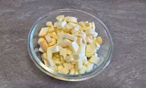 scamorza a cubetti