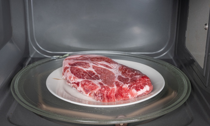 bistecca scongelata al microonde