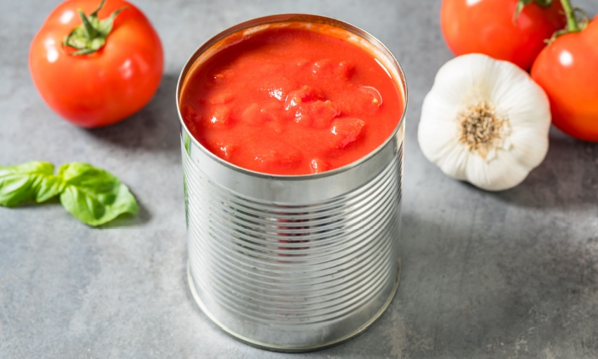 polpa di pomodoro in latta